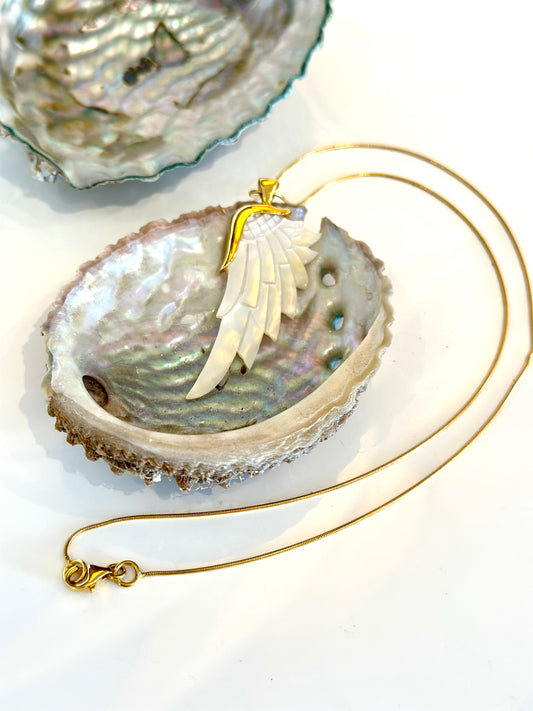 pure light angel wing necklace